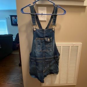 Women’s Overalls⭐️